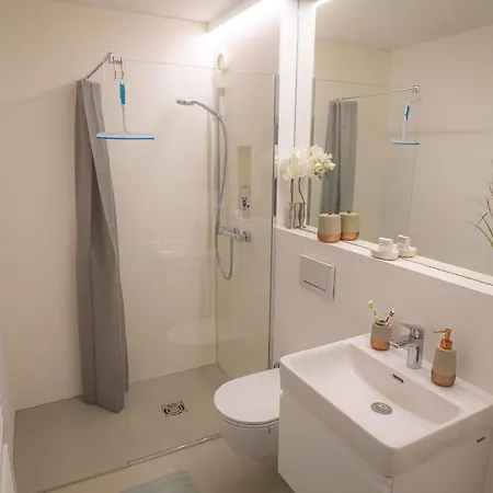 Διαμέρισμα Apartment Und Ferienwohnung Ossiachersee Direkt An See & Schigebiet