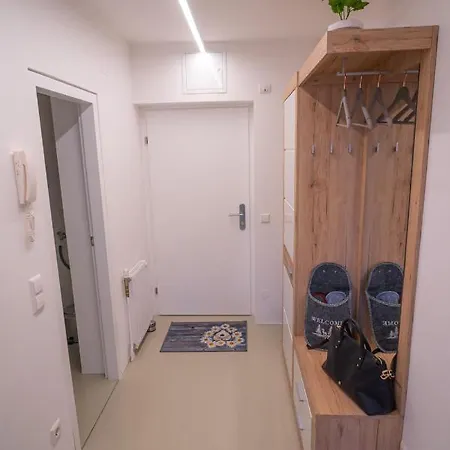 Διαμέρισμα Apartment Und Ferienwohnung Ossiachersee Direkt An See & Schigebiet Bodensdorf